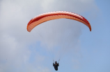 跳伞高度(惊险刺激！35,000英尺跳伞高度，让你体验与众不同的极限运动)